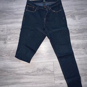Forever 21 women’s  Dark Blue Skinny Jeans